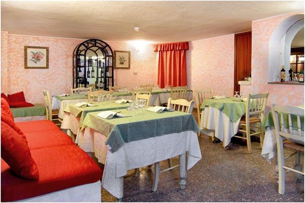 Colonna Palace Mediterraneo Hotel 4*