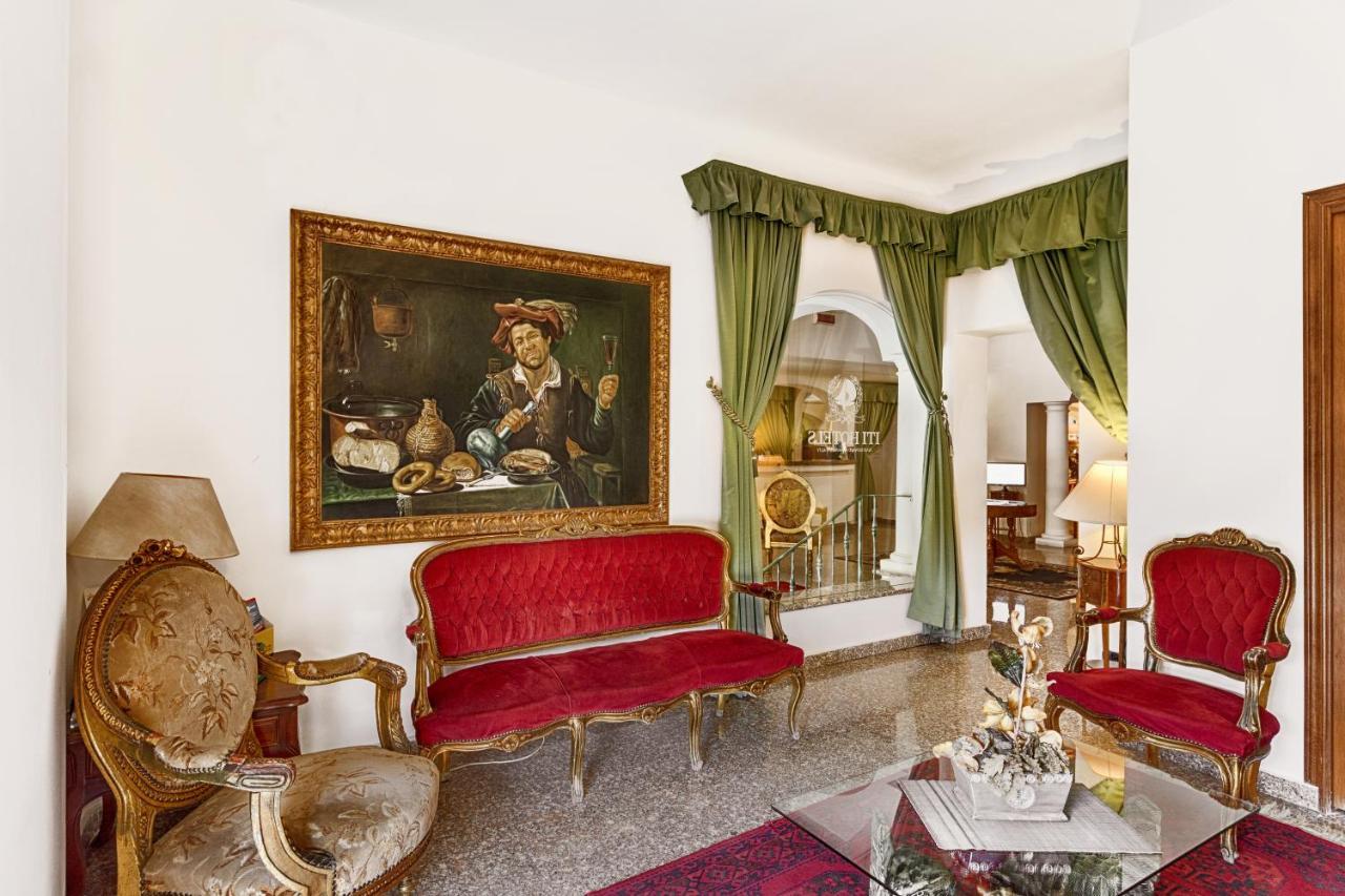 Colonna Palace Mediterraneo 4*